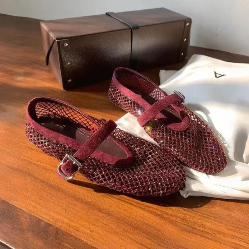 Hollow Rhinestone Baotou Sanda - Square Toe Mule บทวิจารณ์และราคา