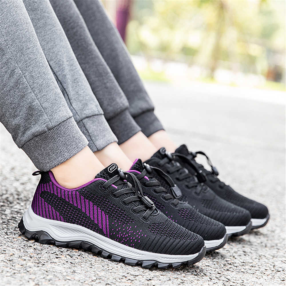 Sumer Two Strips Brown Women's - Women'S Shoes Size 40 In Us บทวิจารณ์และราคา
