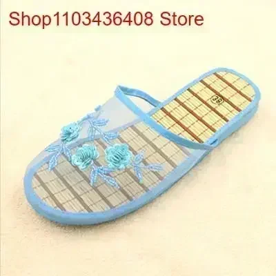 Women Stylish  Floral Slippers - Mule Slip On บทวิจารณ์และราคา